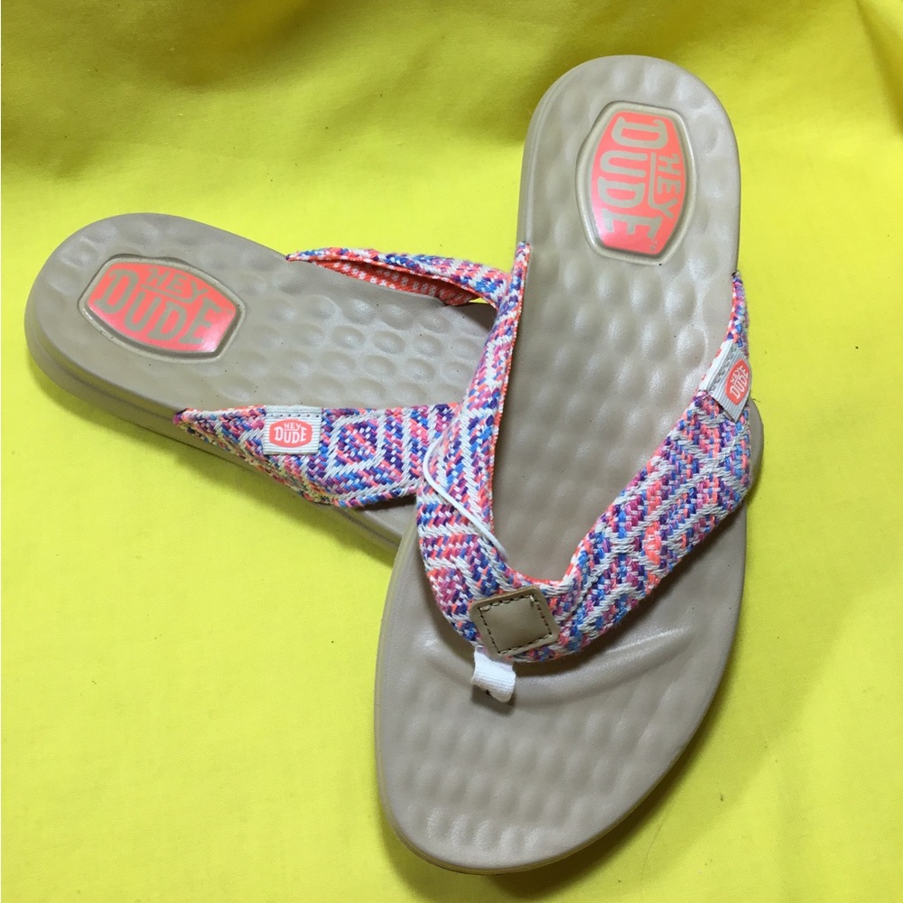 Hey Dude Women’s Multicolor Knit Flip Flop Sandals - Pink/Brown SZ 6